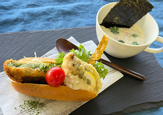 岡山黒鯛サンド&すじ青のりコロッケサンド~海の幸チャウダースープを添えて~