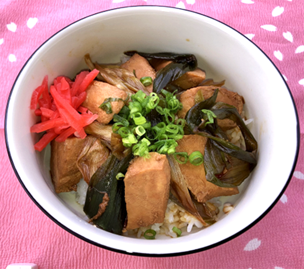 勝浦釣り寒マカジキのネギマ丼