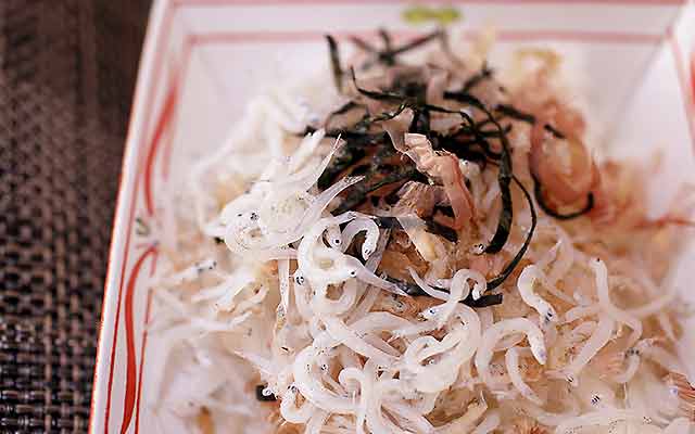 宮崎「宮崎ちりめん」を使った釜揚げちりめん丼