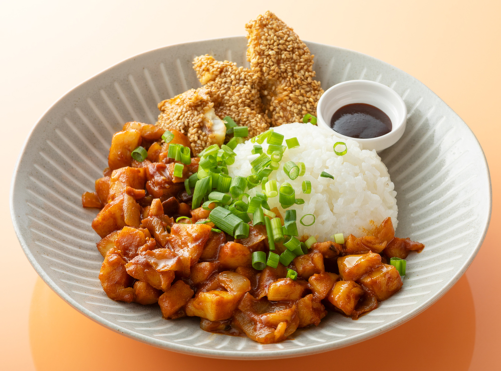 甘鯛のキーマカレー ～鯛のごまピカタ添え～